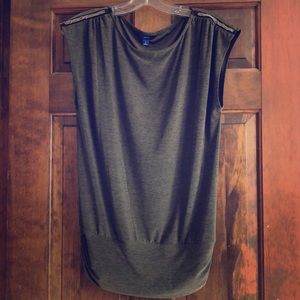 Apt 9 olive green dressy t-shirt